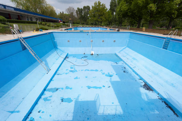 Best 24/7 water damage repair  in Willard, OH
